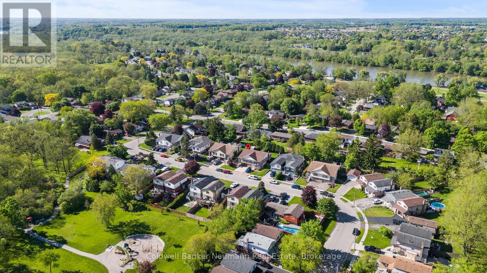 52 Burke Street, Haldimand, Ontario  N3W 1C4 - Photo 34 - X12183813