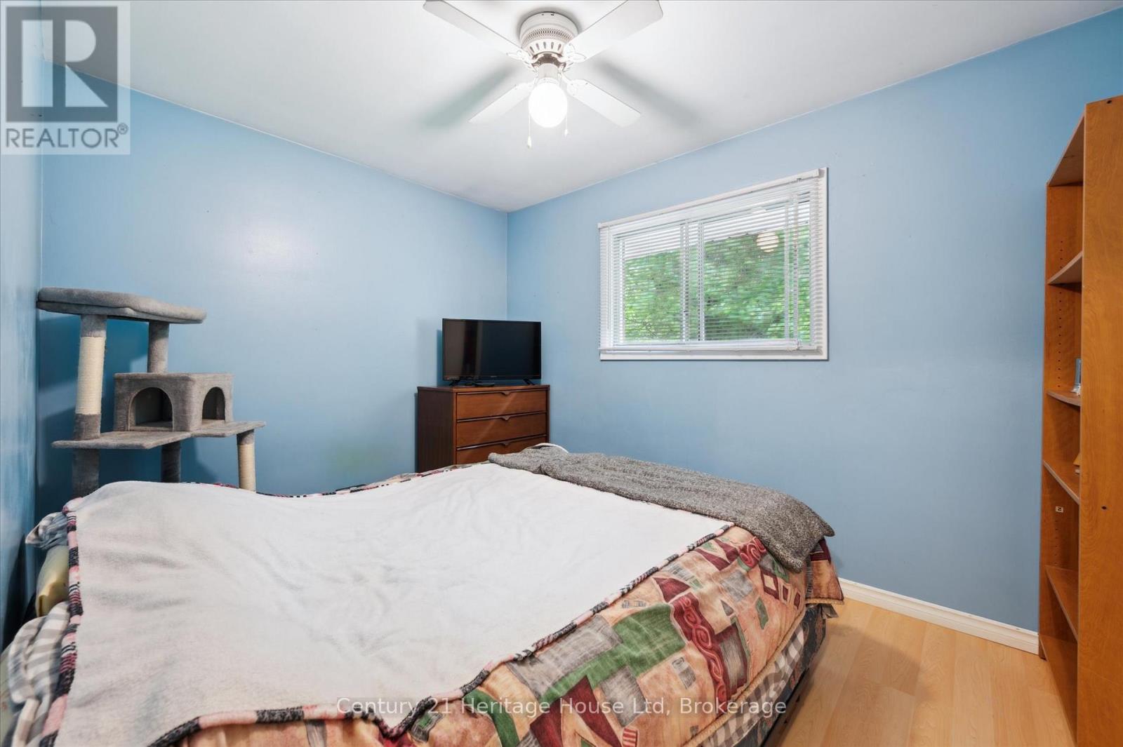 131 Waverley Drive, Guelph, Ontario  N1E 1H1 - Photo 16 - X12183841