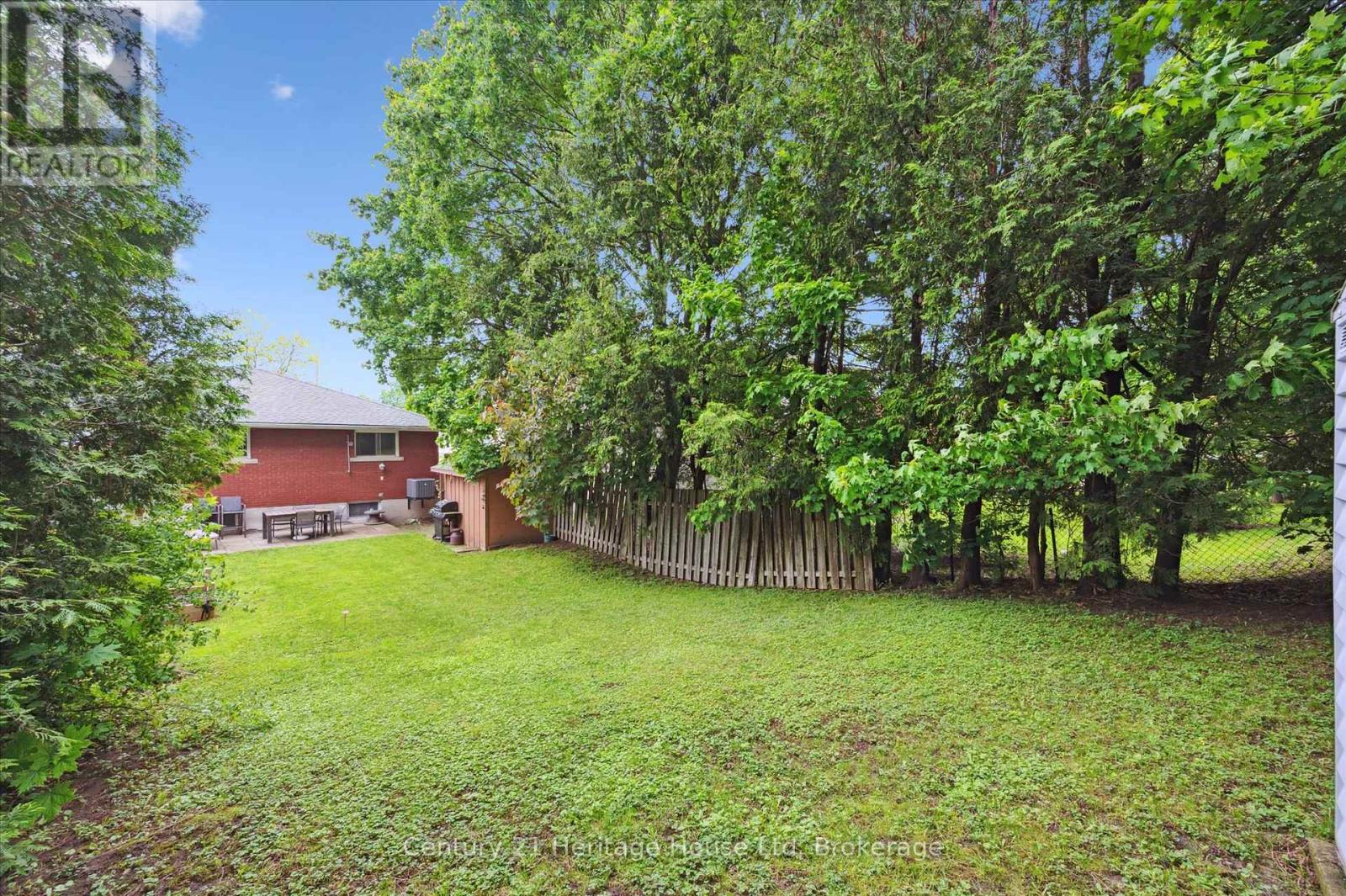 131 Waverley Drive, Guelph, Ontario  N1E 1H1 - Photo 31 - X12183841