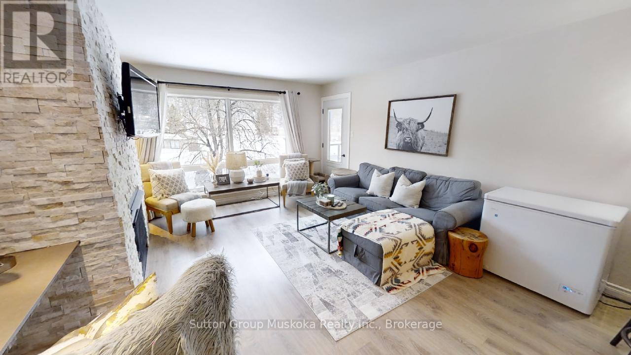52-308 - 1235 Deerhurst Drive, Huntsville, Ontario  P1H 2E8 - Photo 2 - X12183927
