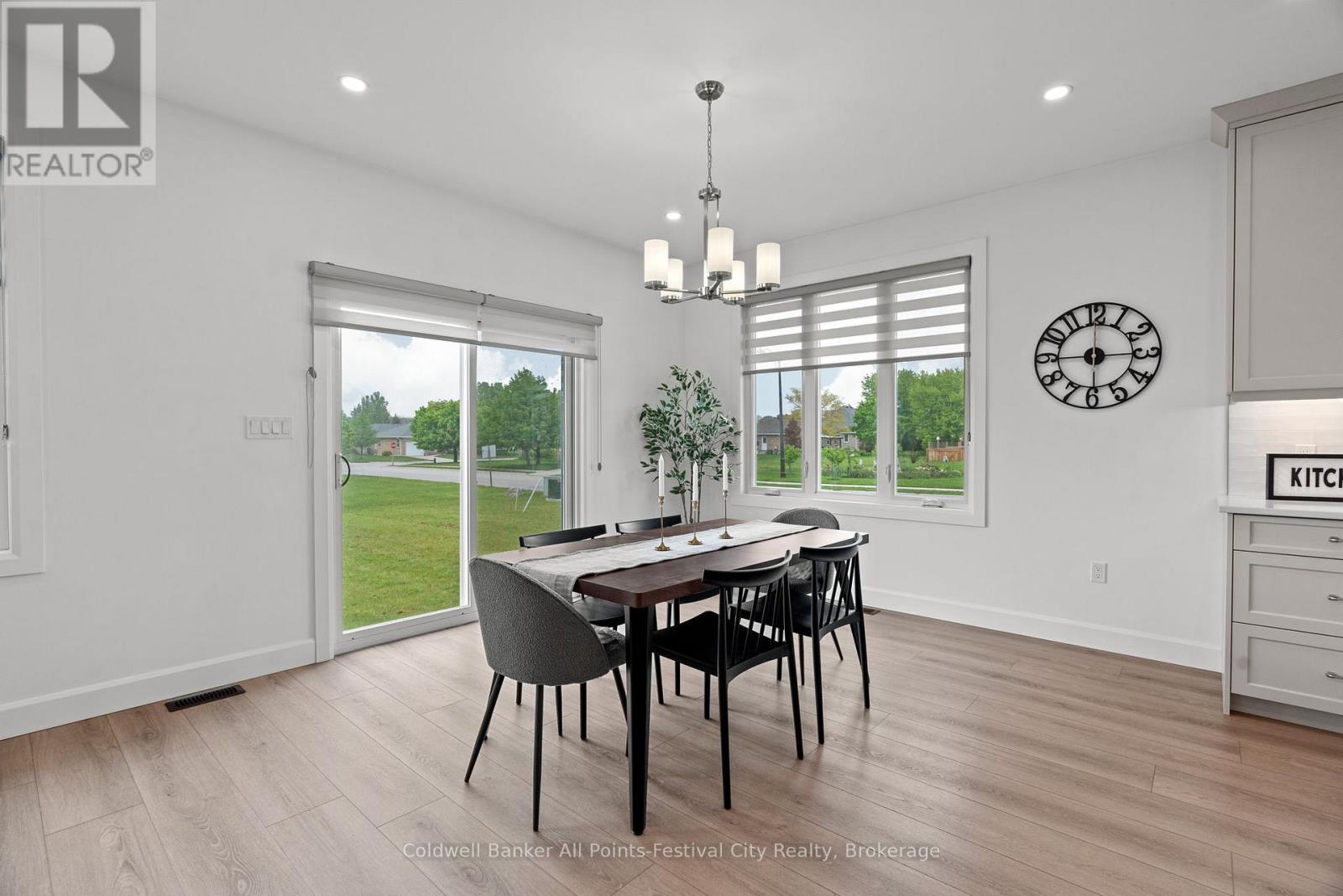 432 Coast Drive S, Goderich, Ontario  N7A 4M6 - Photo 23 - X12184074
