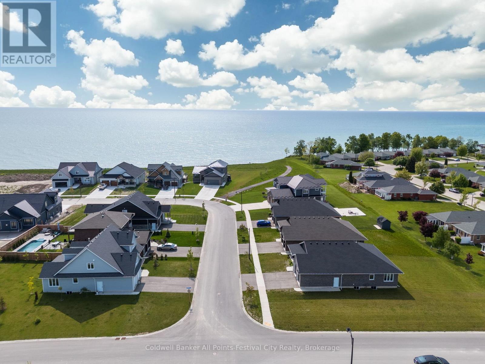 432 Coast Drive S, Goderich, Ontario  N7A 4M6 - Photo 48 - X12184074