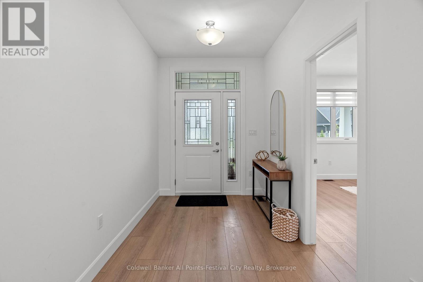 432 Coast Drive S, Goderich, Ontario  N7A 4M6 - Photo 7 - X12184074