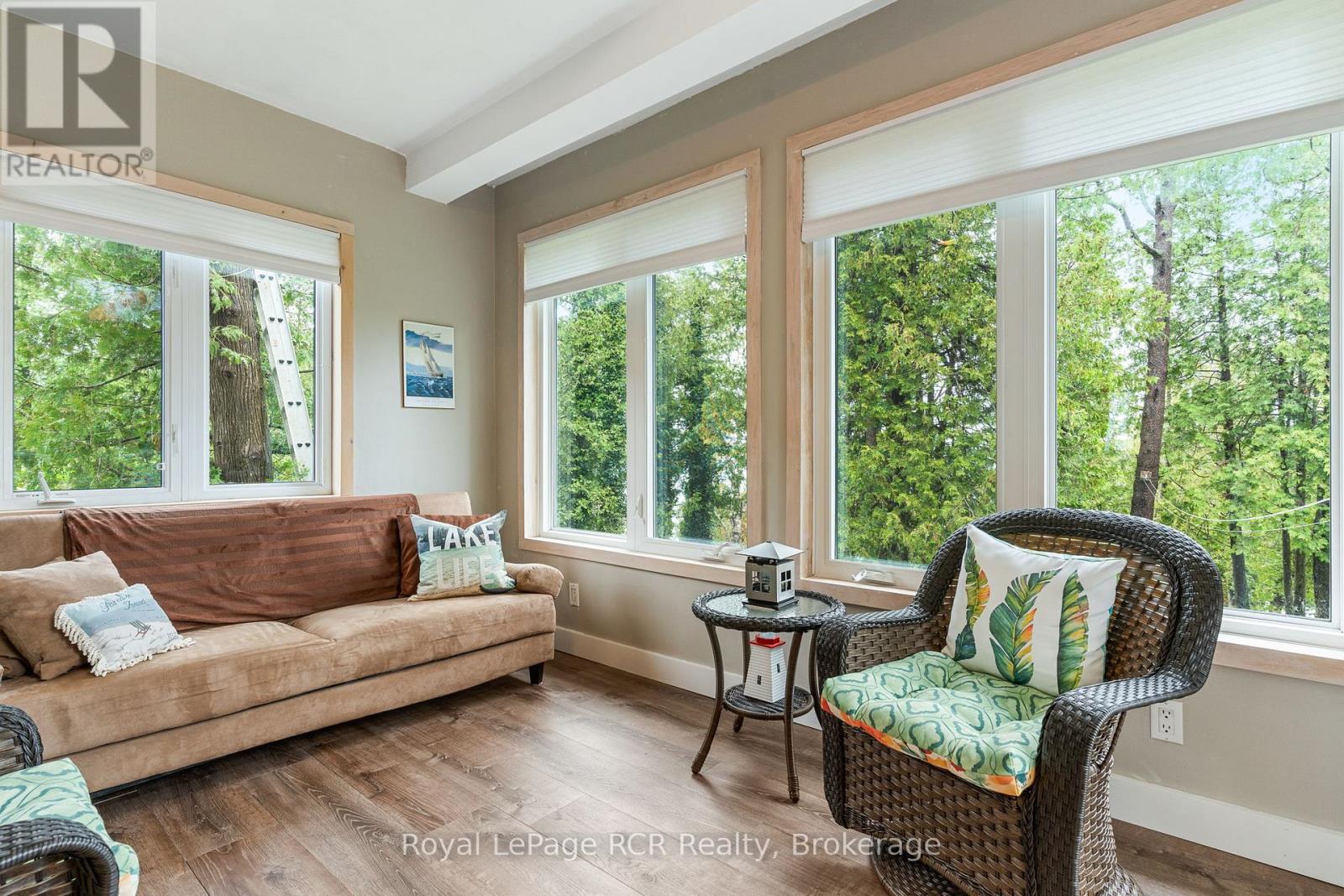 183 Lakeshore Road, Georgian Bluffs, Ontario  N0H 2T0 - Photo 19 - X12184084