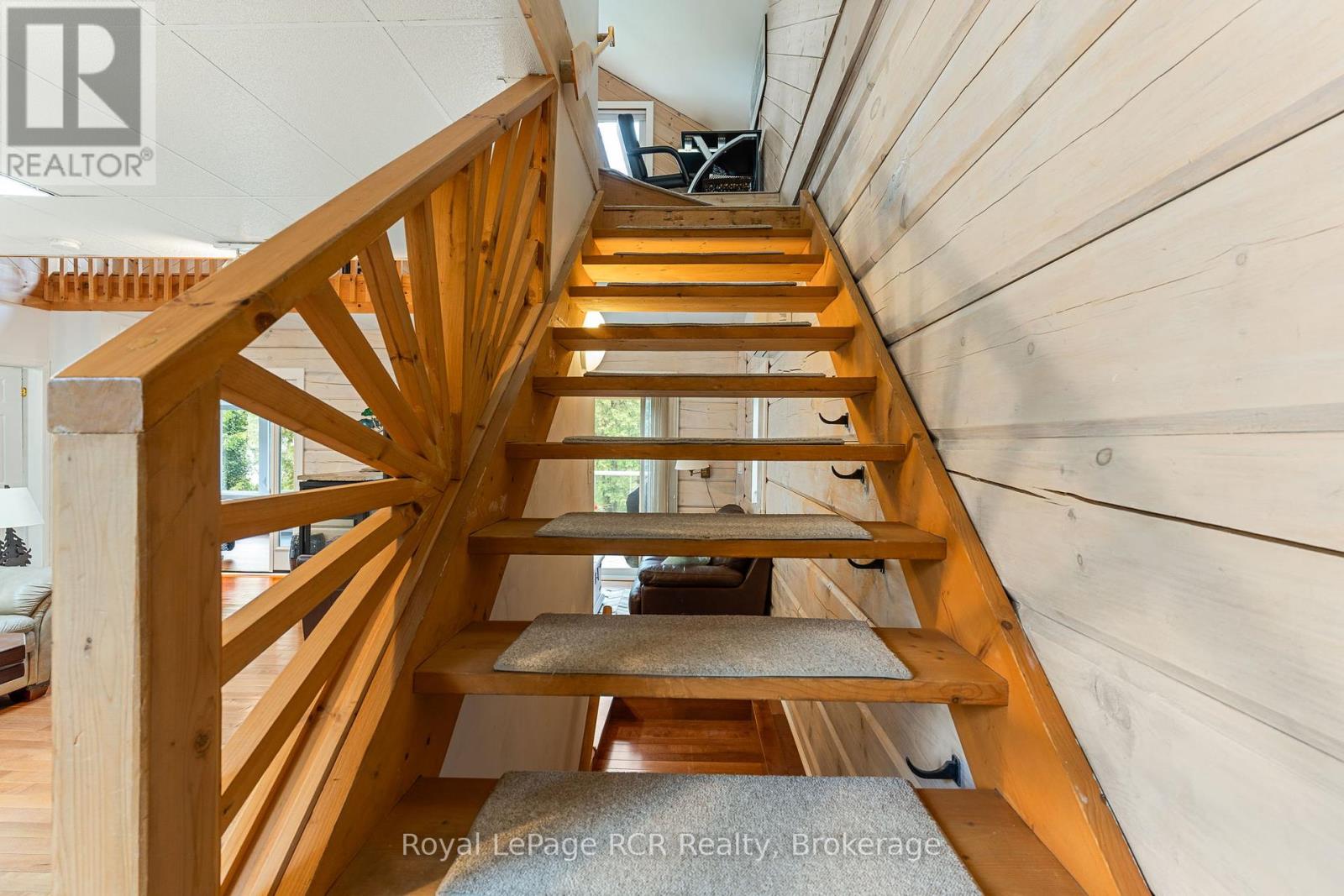 183 Lakeshore Road, Georgian Bluffs, Ontario  N0H 2T0 - Photo 21 - X12184084