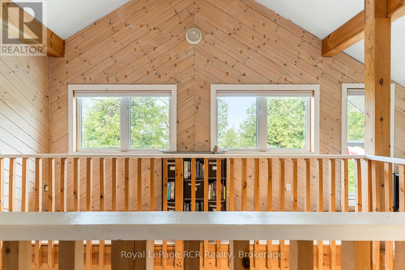 183 Lakeshore Road, Georgian Bluffs, Ontario  N0H 2T0 - Photo 23 - X12184084