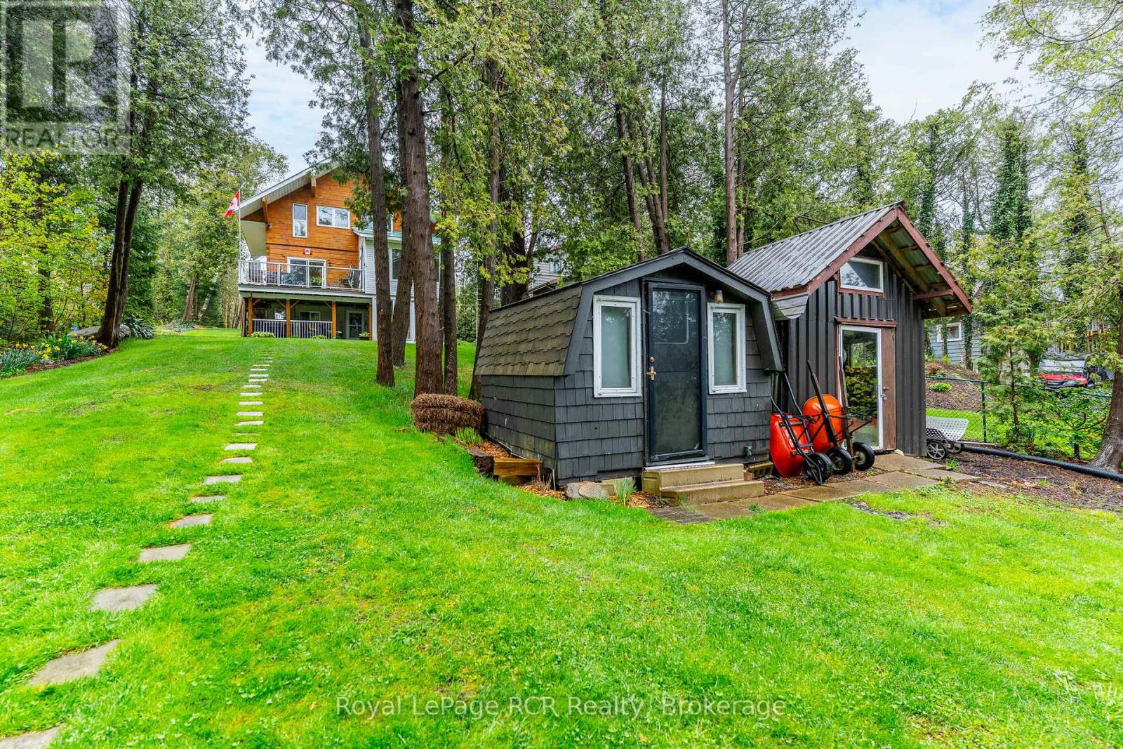 183 Lakeshore Road, Georgian Bluffs, Ontario  N0H 2T0 - Photo 37 - X12184084