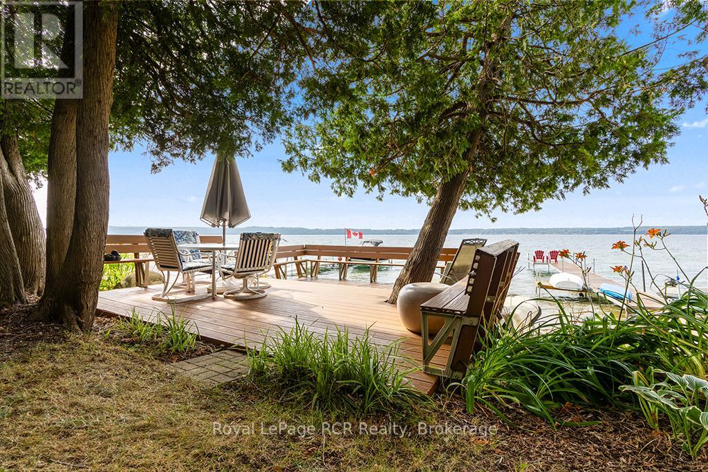 183 Lakeshore Road, Georgian Bluffs, Ontario  N0H 2T0 - Photo 42 - X12184084