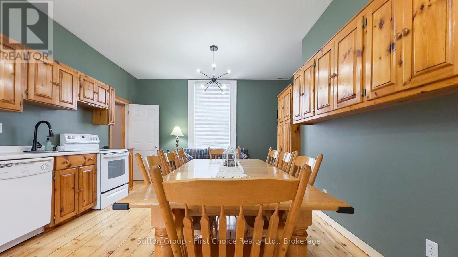 162 Wellington Street S, Goderich, Ontario  N7A 3T4 - Photo 29 - X12184155