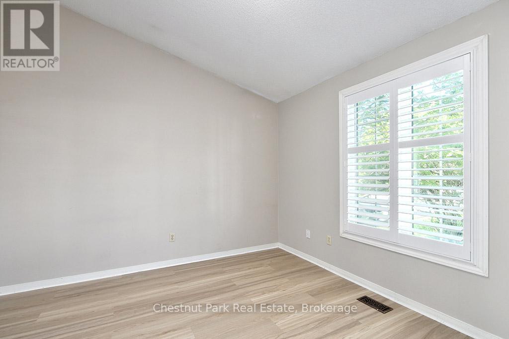 4 - 83 Victoria Street, Meaford, Ontario  N4L 1R4 - Photo 18 - X12184329