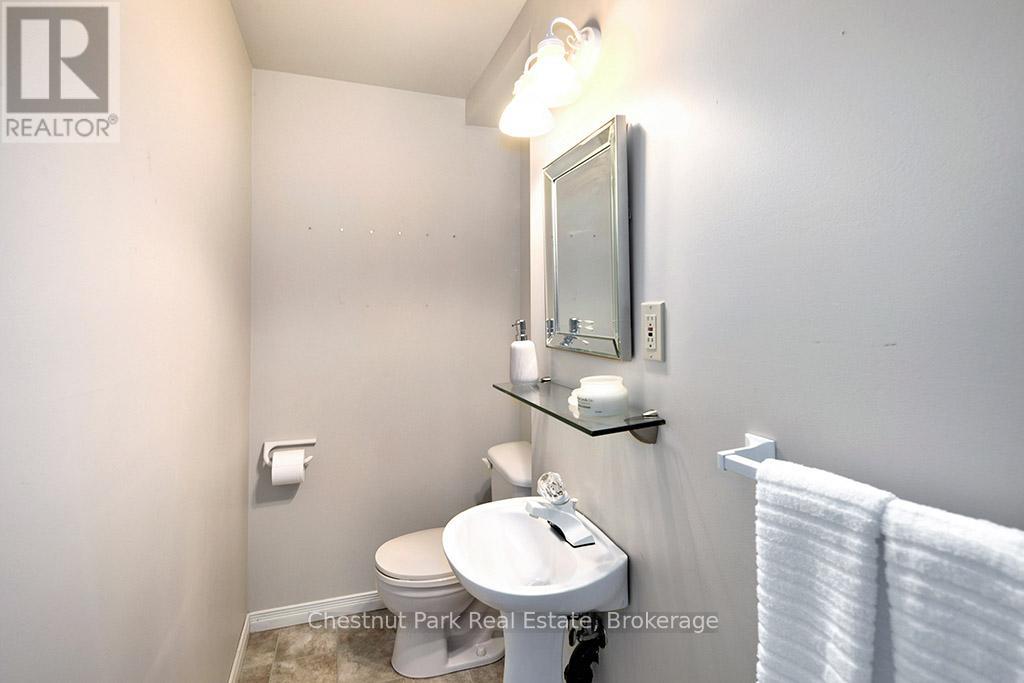 4 - 83 Victoria Street, Meaford, Ontario  N4L 1R4 - Photo 23 - X12184329