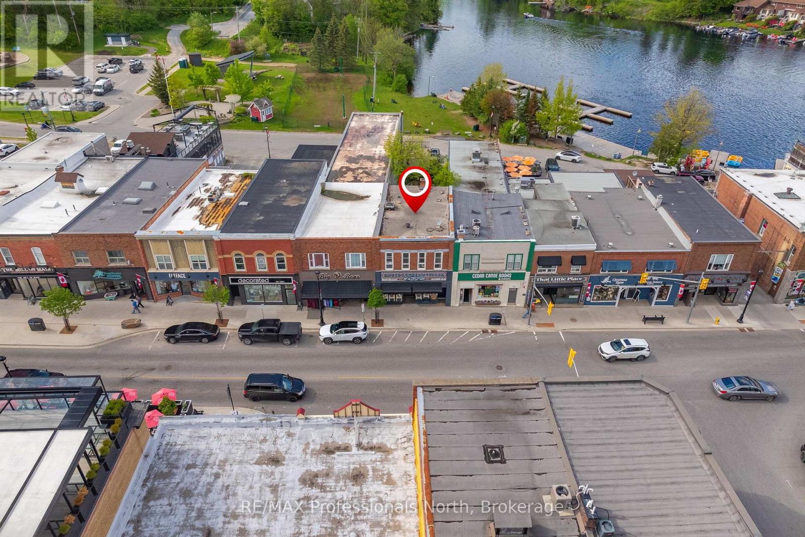 68 MAIN STREET E, Huntsville, Ontario
