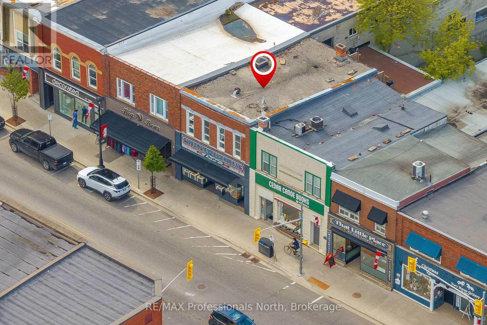 68 Main Street E, Huntsville, Ontario  P1H 2C7 - Photo 5 - X12184417