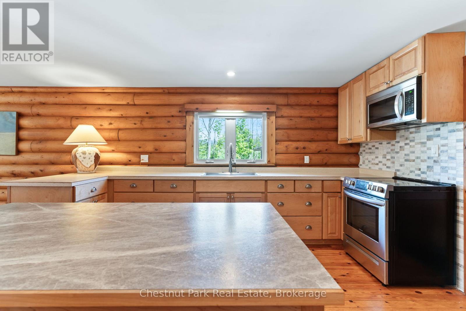 505720 Grey Road 1, Georgian Bluffs, Ontario  N0H 1S0 - Photo 17 - X12184499