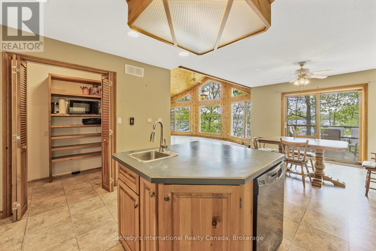 1125 Kendon Road, Muskoka Lakes, Ontario  P0C 1H0 - Photo 17 - X12184717