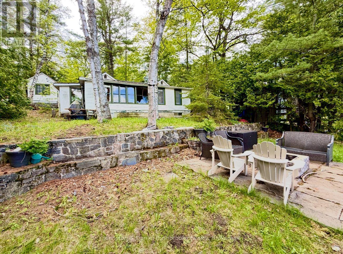 1042 3100 Road, Gravenhurst, Ontario  P1P 1R2 - Photo 6 - X12184777