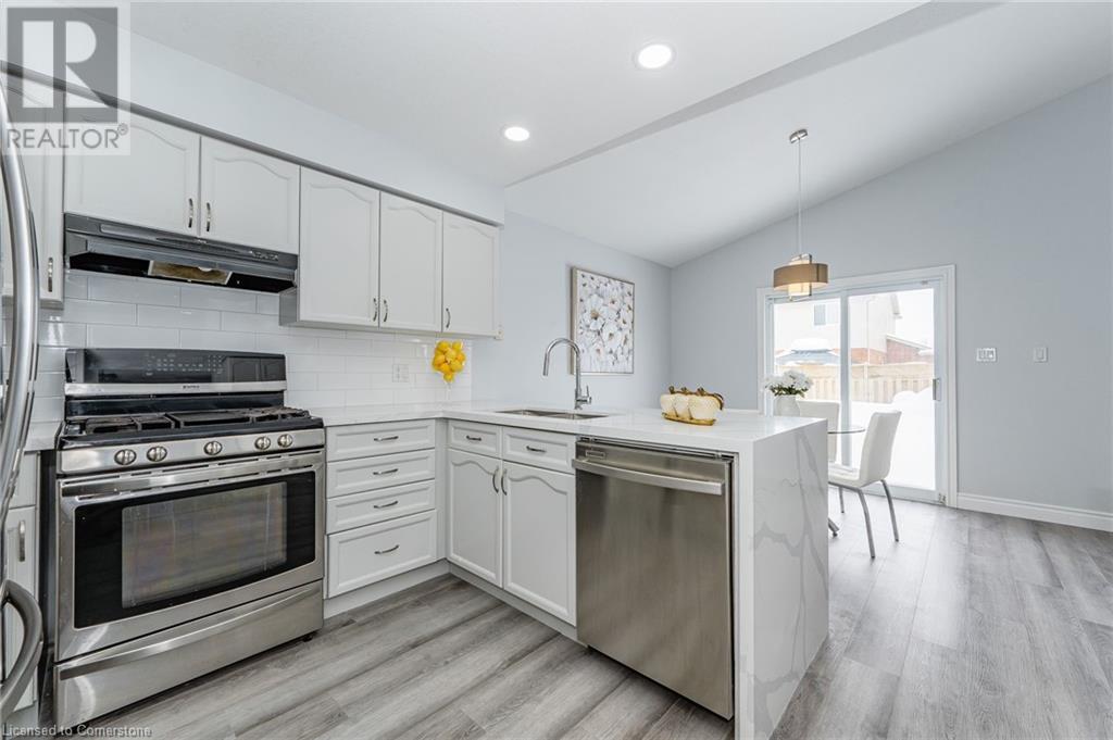 830 Brandenburg Boulevard, Waterloo, Ontario  N2T 2X3 - Photo 21 - 40734966