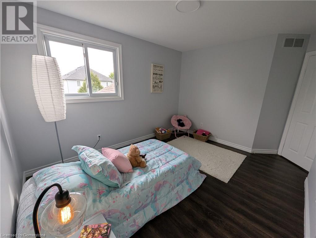 830 Brandenburg Boulevard, Waterloo, Ontario  N2T 2X3 - Photo 39 - 40734966