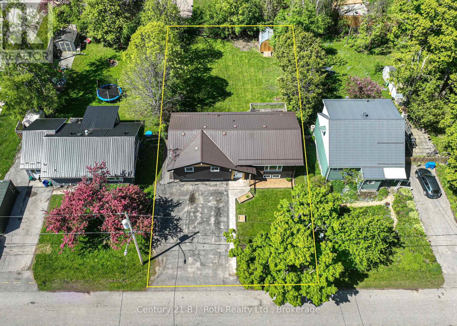 571 High Street, Orillia, Ontario  L3V 4Y2 - Photo 3 - S12184854