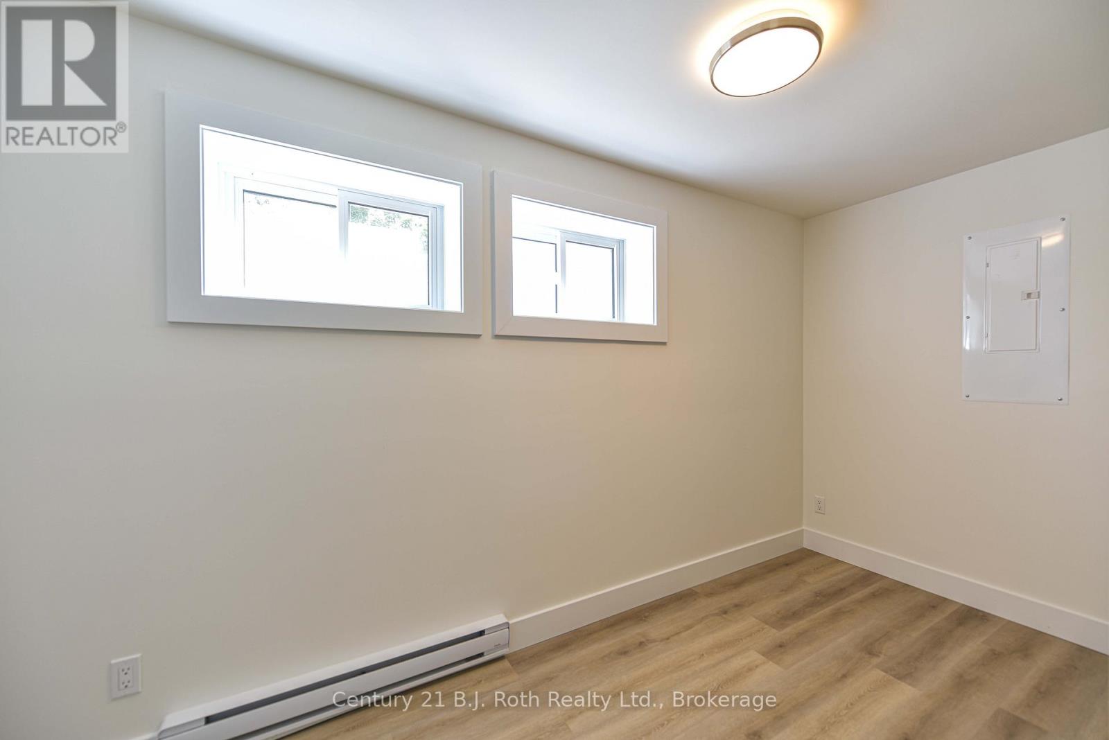 571 High Street, Orillia, Ontario  L3V 4Y2 - Photo 39 - S12184854