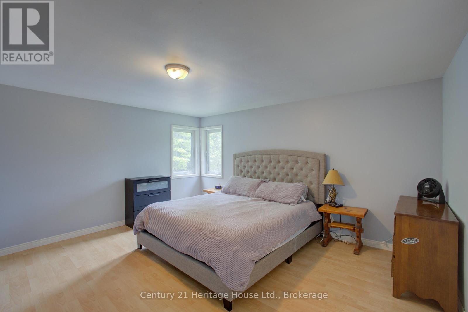423080 Rocky Saugeen Road, West Grey, Ontario  N0G 1R0 - Photo 20 - X12184809