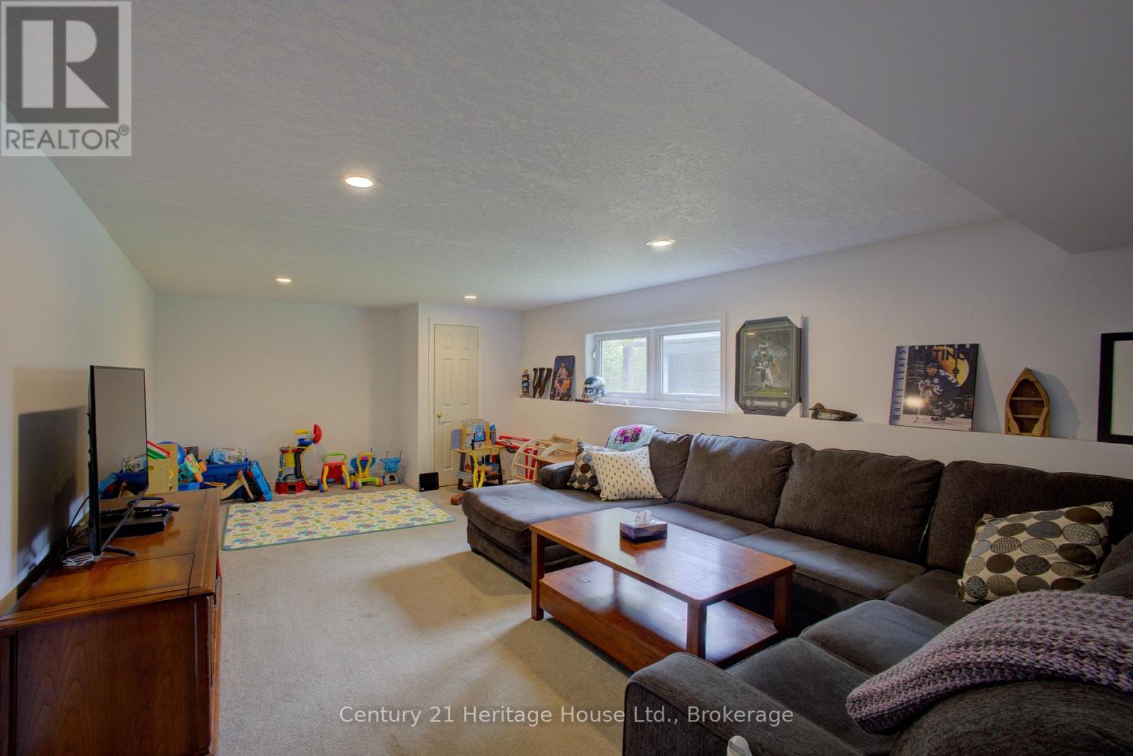 423080 Rocky Saugeen Road, West Grey, Ontario  N0G 1R0 - Photo 27 - X12184809