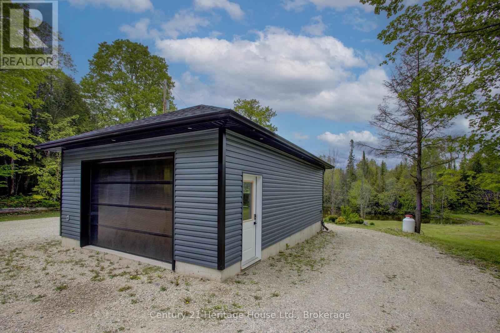 423080 Rocky Saugeen Road, West Grey, Ontario  N0G 1R0 - Photo 40 - X12184809