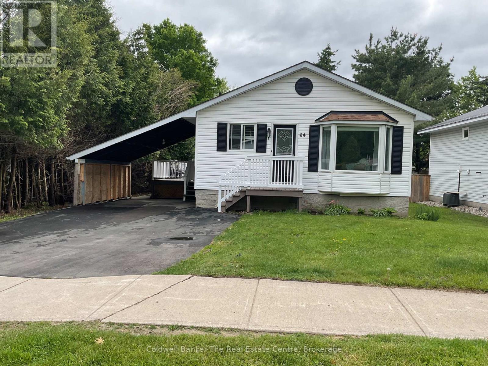 64 TAMARACK TRAIL, Bracebridge, Ontario