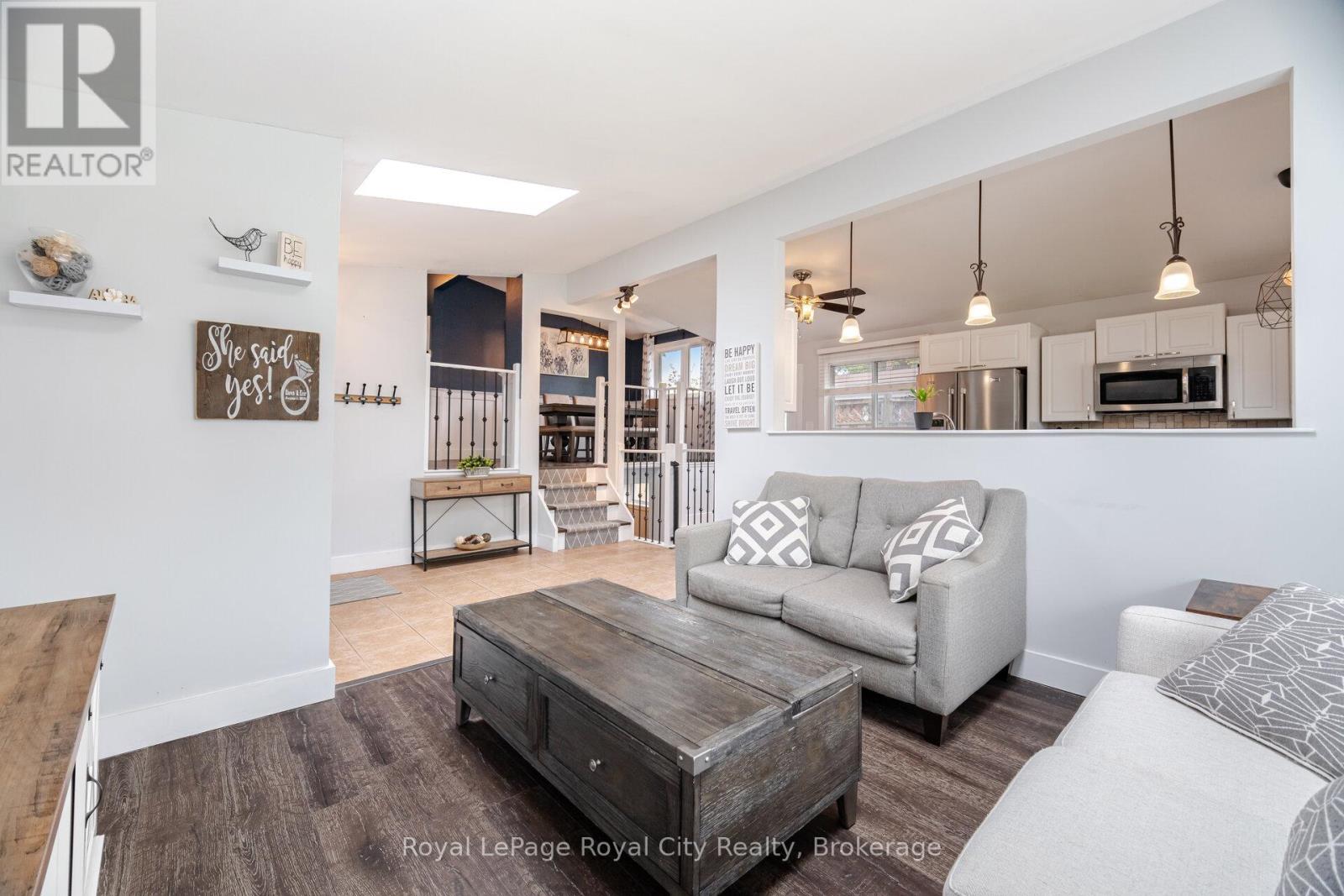 61 Lawfield Drive, Hamilton, Ontario  L8V 4C6 - Photo 12 - X12185011