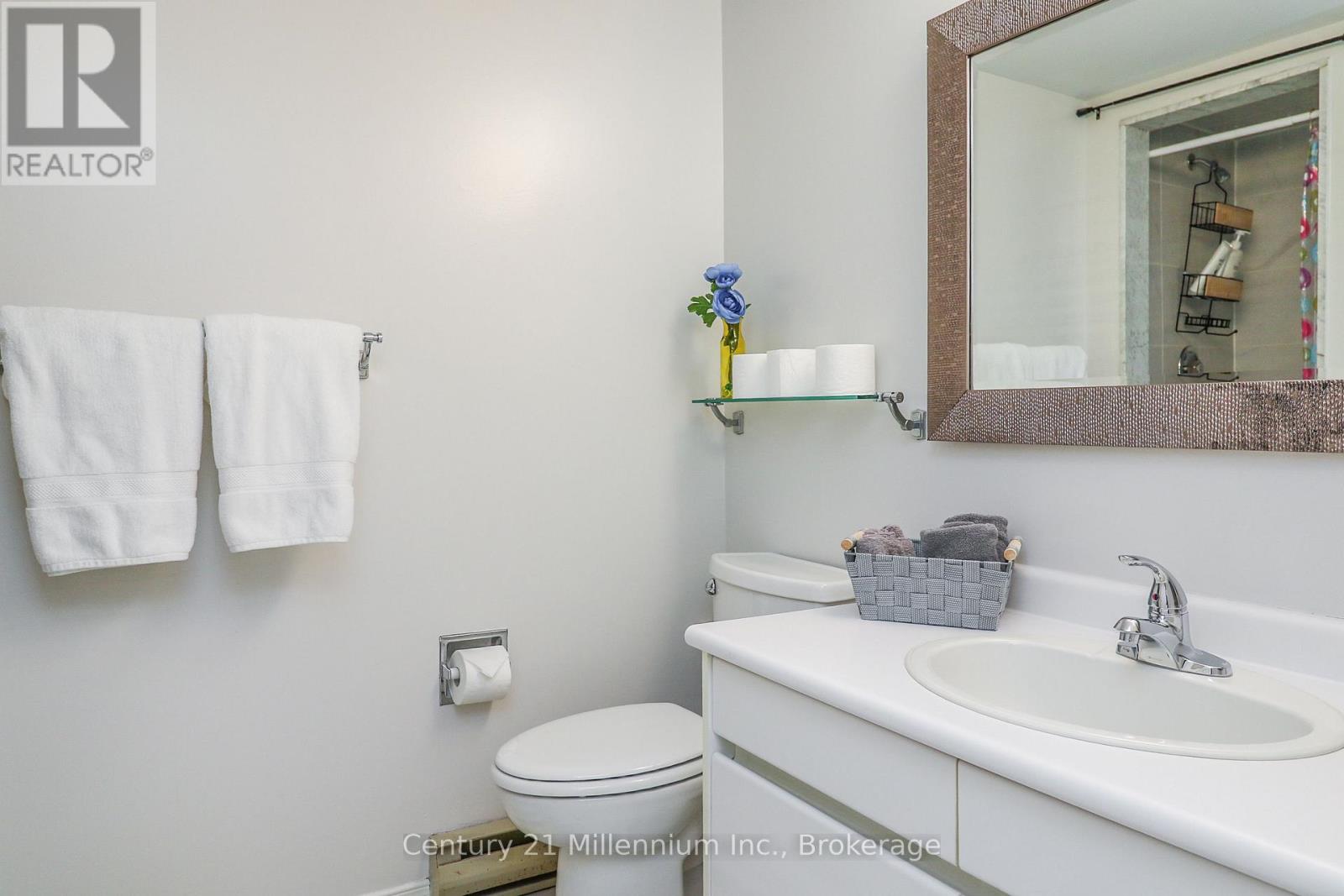 210 - 107 Wintergreen Place, Blue Mountains, Ontario  L9Y 0P8 - Photo 36 - X12185158