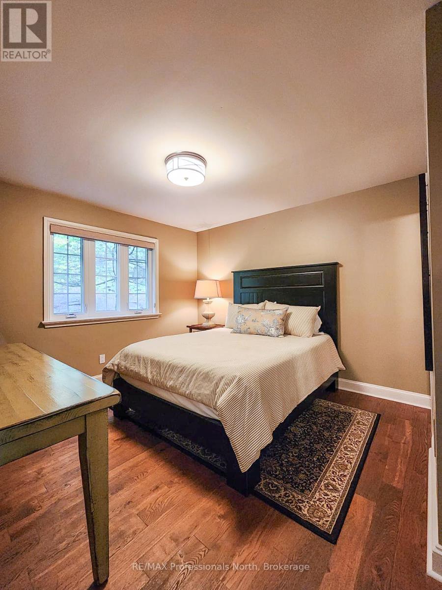 Sandfield 2, Week 10 - 3876 Muskoka Road 118, Muskoka Lakes, Ontario  P0B 1J0 - Photo 11 - X12185204