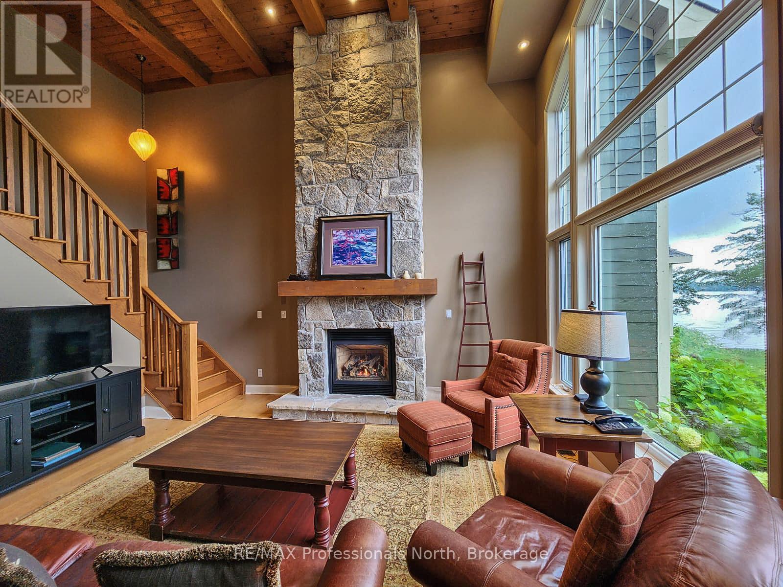 Sandfield 2, Week 10 - 3876 Muskoka Road 118, Muskoka Lakes, Ontario  P0B 1J0 - Photo 15 - X12185204