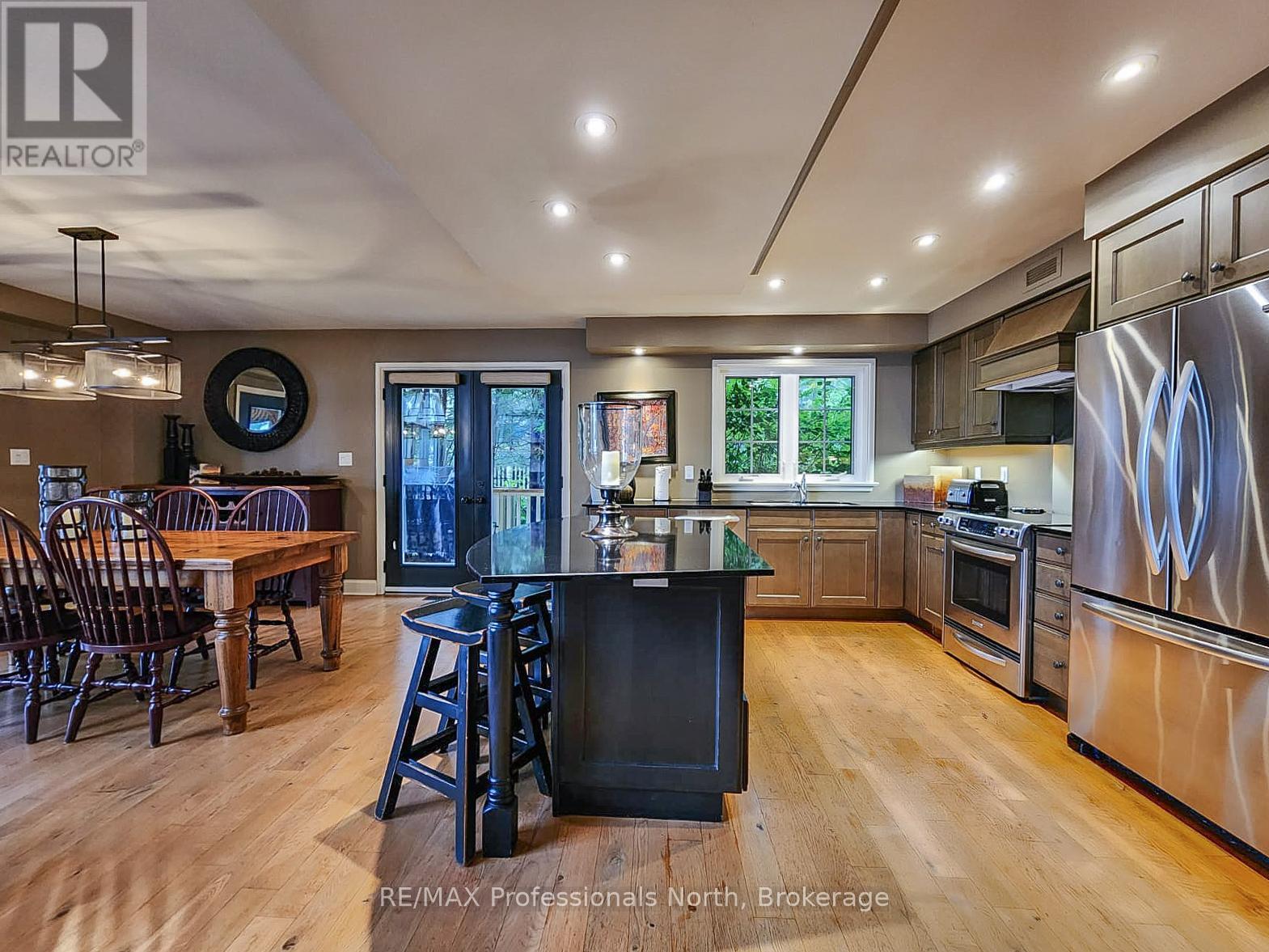Sandfield 2, Week 10 - 3876 Muskoka Road 118, Muskoka Lakes, Ontario  P0B 1J0 - Photo 19 - X12185204