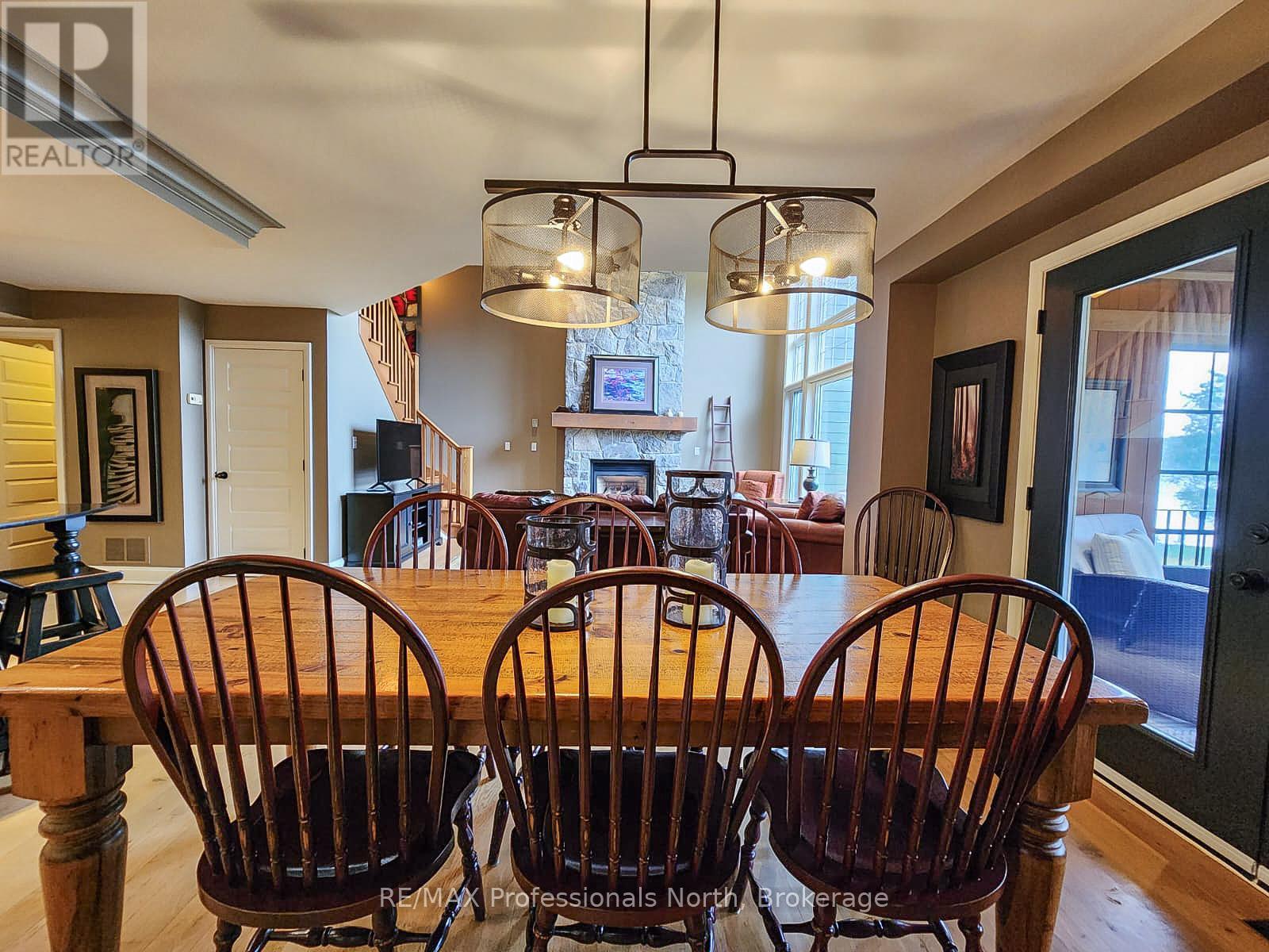 Sandfield 2, Week 10 - 3876 Muskoka Road 118, Muskoka Lakes, Ontario  P0B 1J0 - Photo 40 - X12185204
