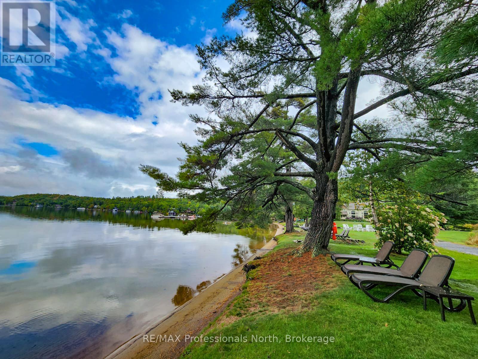 Sandfield 2, Week 10 - 3876 Muskoka Road 118, Muskoka Lakes, Ontario  P0B 1J0 - Photo 46 - X12185204