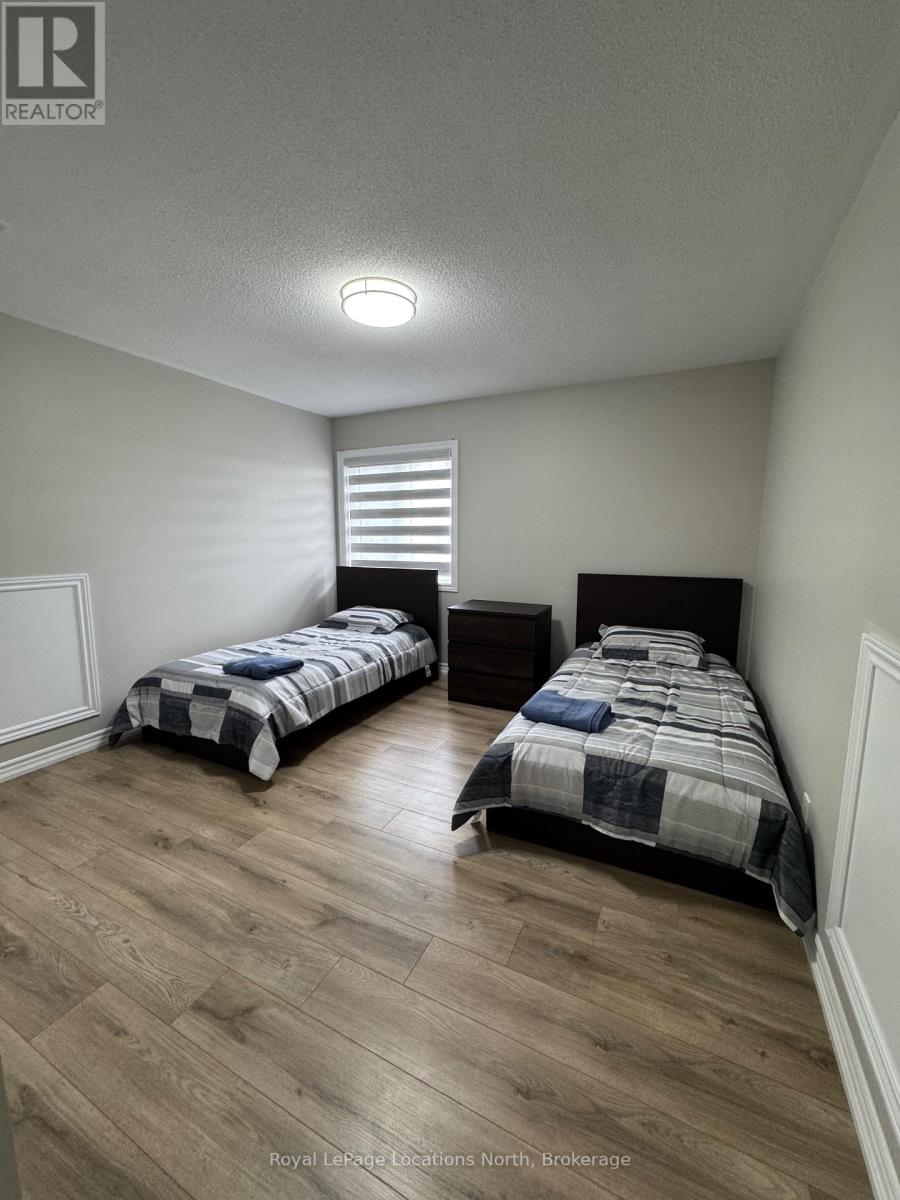 Main - 9 Bianca Crescent, Wasaga Beach, Ontario  L9Z 0H7 - Photo 13 - S12185282