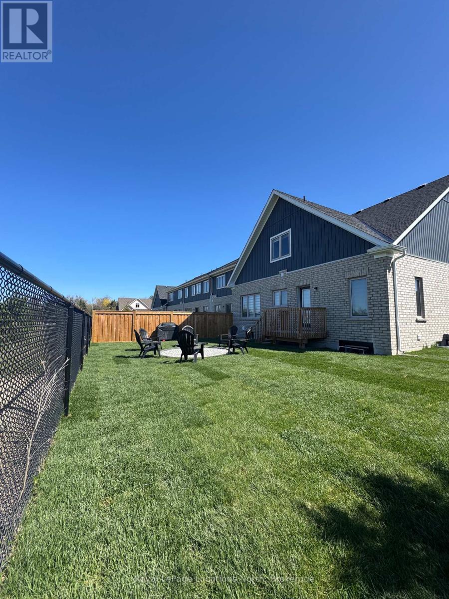 Main - 9 Bianca Crescent, Wasaga Beach, Ontario  L9Z 0H7 - Photo 2 - S12185282