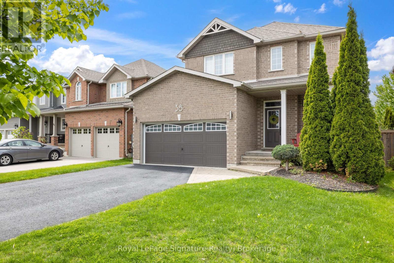 38 Garbutt Crescent, Collingwood, Ontario  L9Y 0H6 - Photo 2 - S12185399