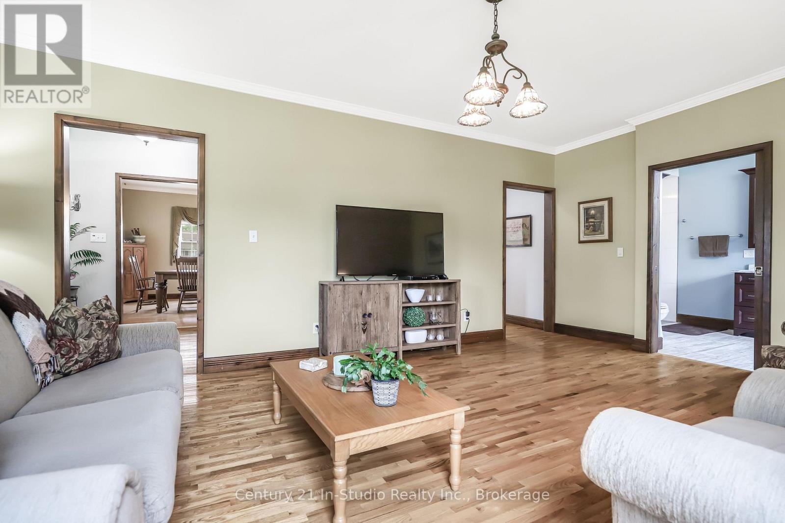 85695 St. Helens Line, Ashfield-Colborne-Wawanosh, Ontario  N0G 2H0 - Photo 15 - X12185363