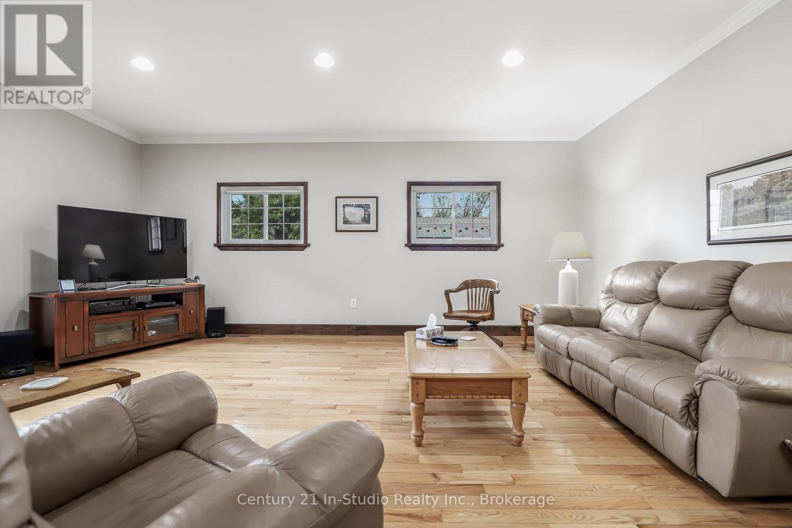 85695 St. Helens Line, Ashfield-Colborne-Wawanosh, Ontario  N0G 2H0 - Photo 26 - X12185363