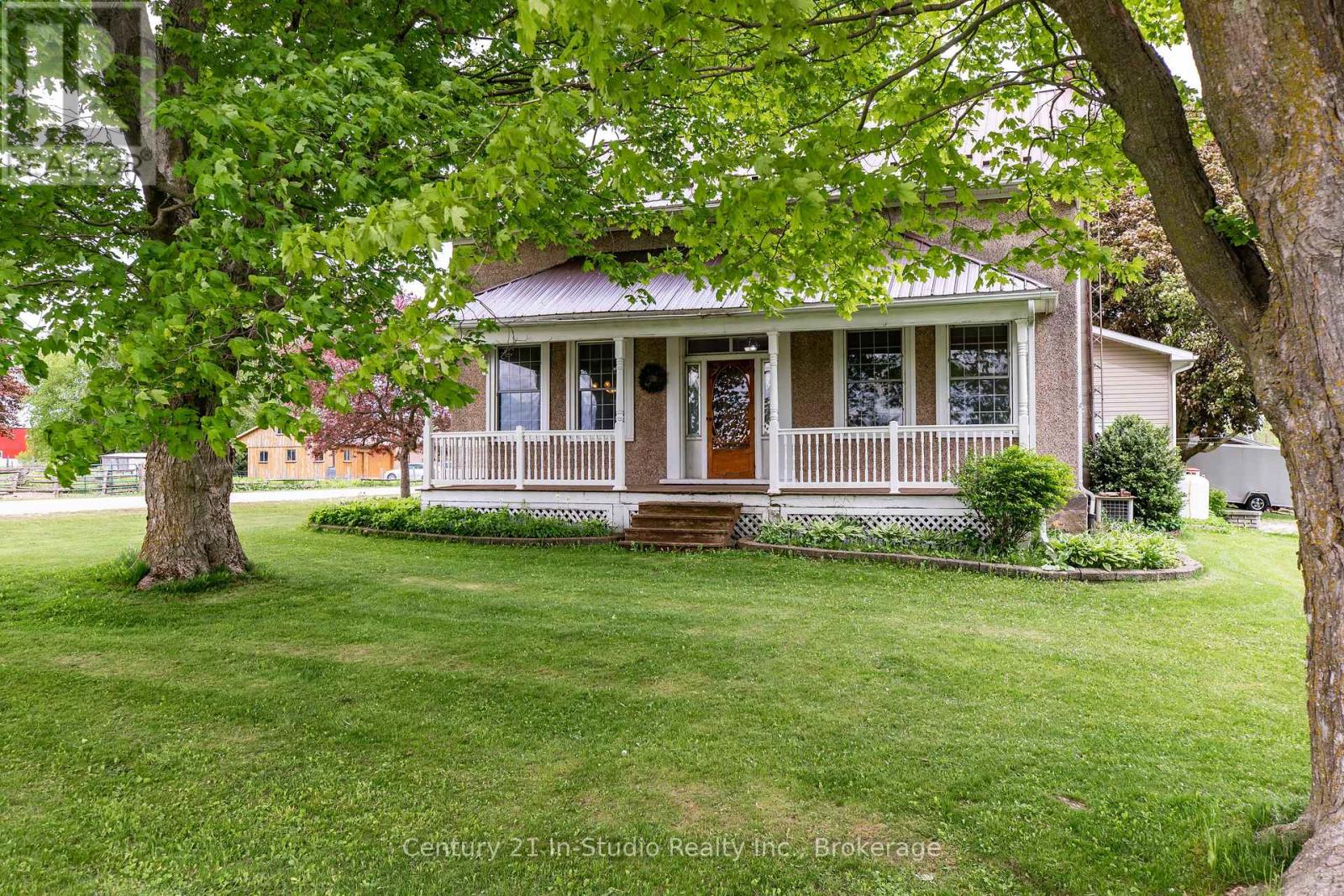 85695 St. Helens Line, Ashfield-Colborne-Wawanosh, Ontario  N0G 2H0 - Photo 4 - X12185363