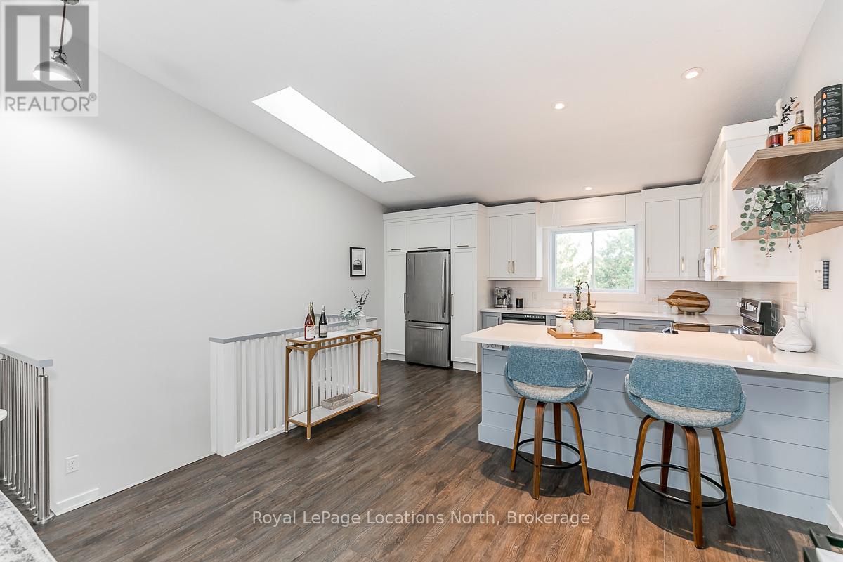 415 - 14 Dawson Drive, Collingwood, Ontario  L9Y 5B4 - Photo 6 - S12185645