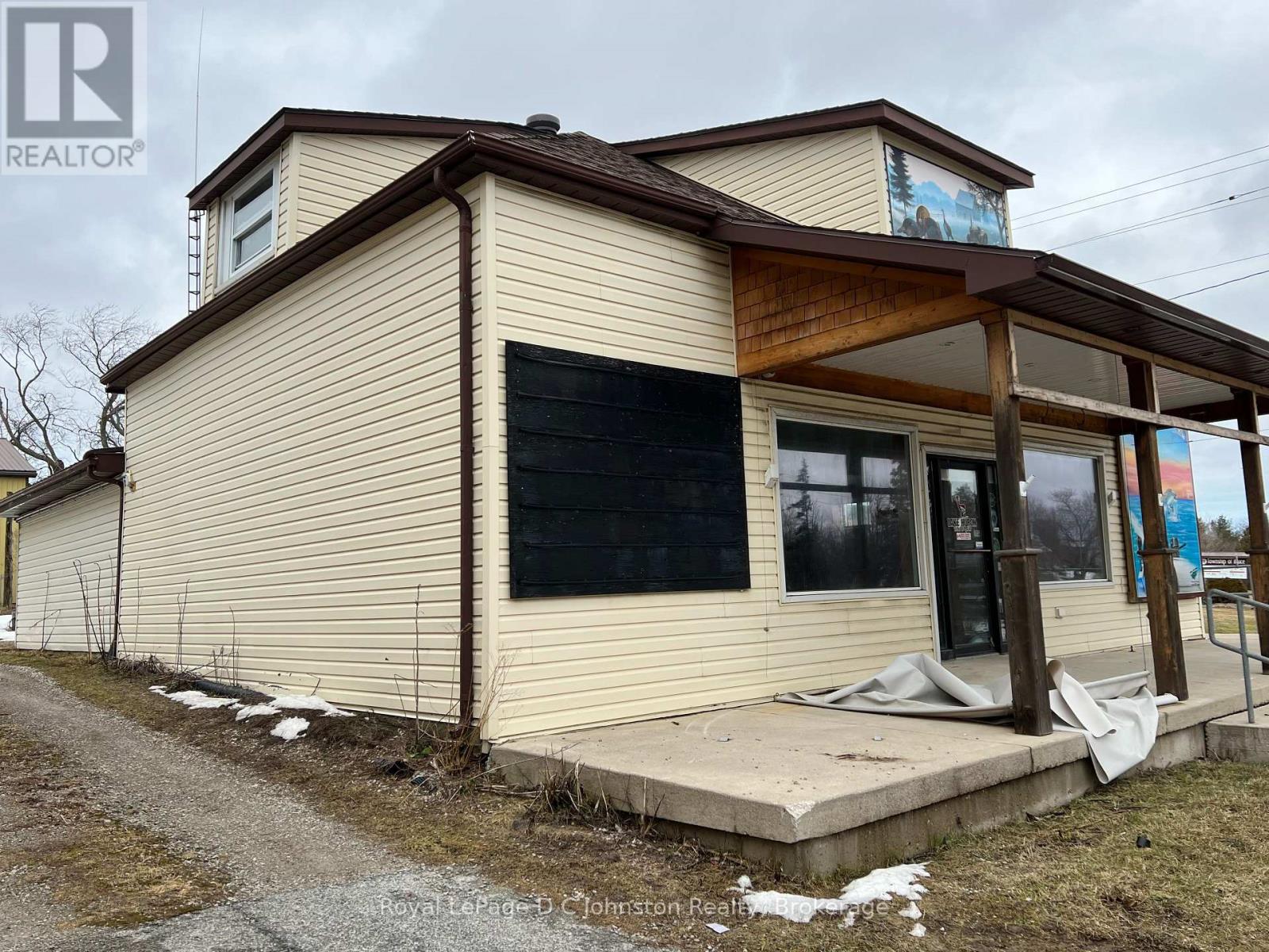 3643 Highway 21 Road W, Kincardine, Ontario  N0G 2T0 - Photo 22 - X12185546