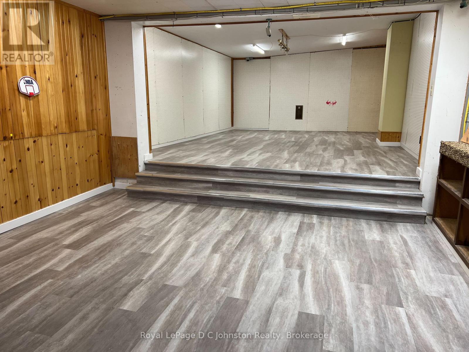 3643 Highway 21 Road W, Kincardine, Ontario  N0G 2T0 - Photo 6 - X12185546