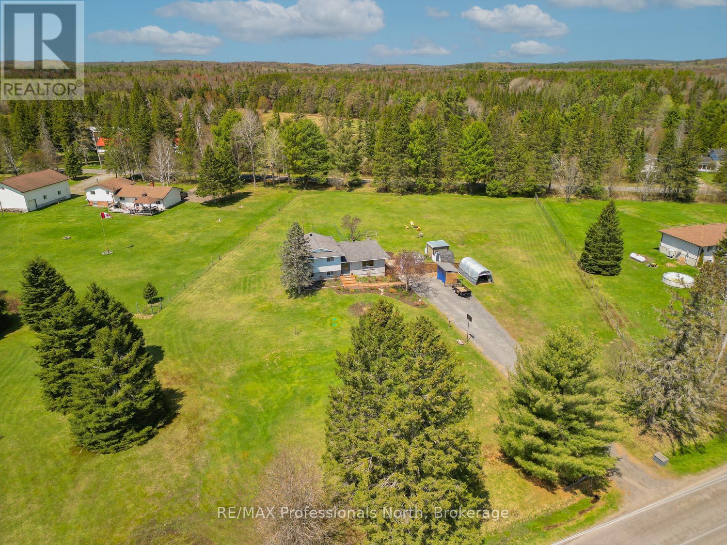 1400 Old Muskoka Road S, Huntsville, Ontario  P0B 1M0 - Photo 6 - X12185601