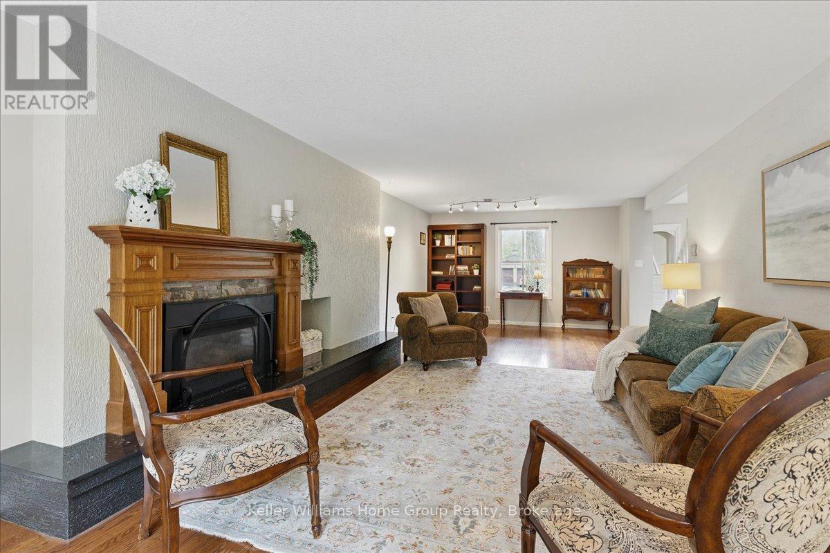 348 Old Stone Road, Waterloo, Ontario  N2K 1Z3 - Photo 16 - X12185660