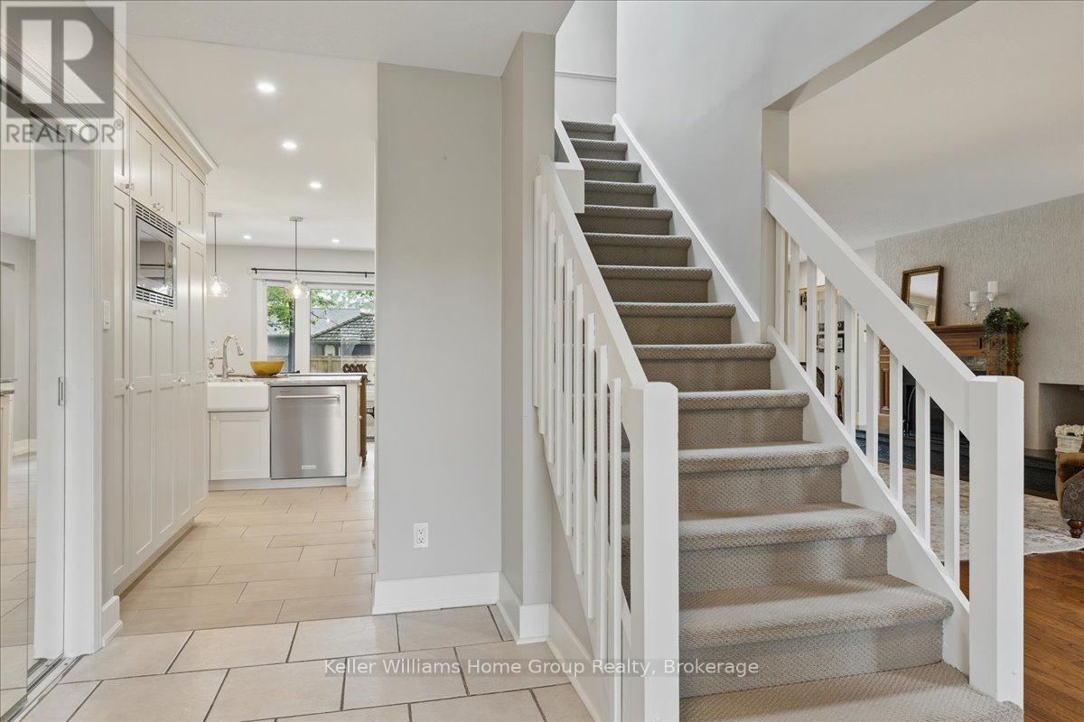 348 Old Stone Road, Waterloo, Ontario  N2K 1Z3 - Photo 5 - X12185660
