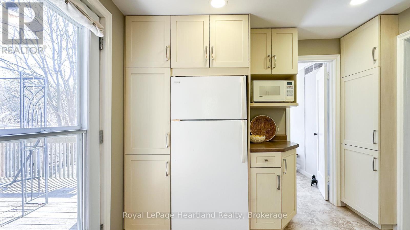 9 Maple Lane, Ashfield-Colborne-Wawanosh, Ontario  N7A 3X9 - Photo 23 - X12185675