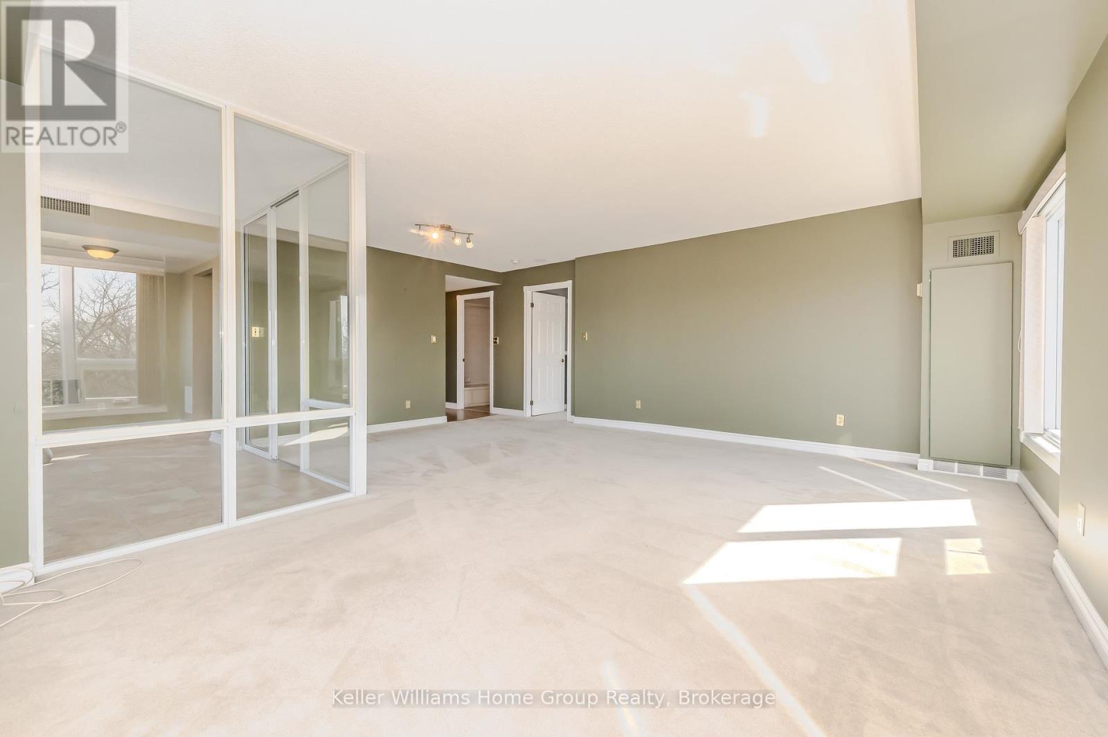 1008 - 237 King Street W, Cambridge, Ontario  N3H 5L2 - Photo 8 - X12185699
