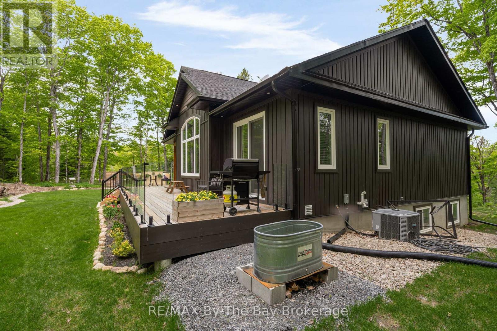 76 Old Aspdin Road, Huntsville, Ontario  P0B 1M0 - Photo 44 - X12185721